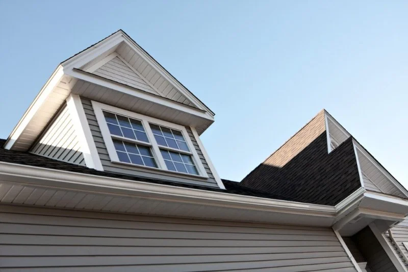 Exterior Trim Maintenance: Roof Eaves, Fascia, Soffits, & Siding Edges – Expert Tips for Homeowners