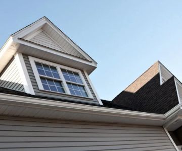 Exterior Trim Maintenance: Roof Eaves, Fascia, Soffits, & Siding Edges – Expert Tips for Homeowners