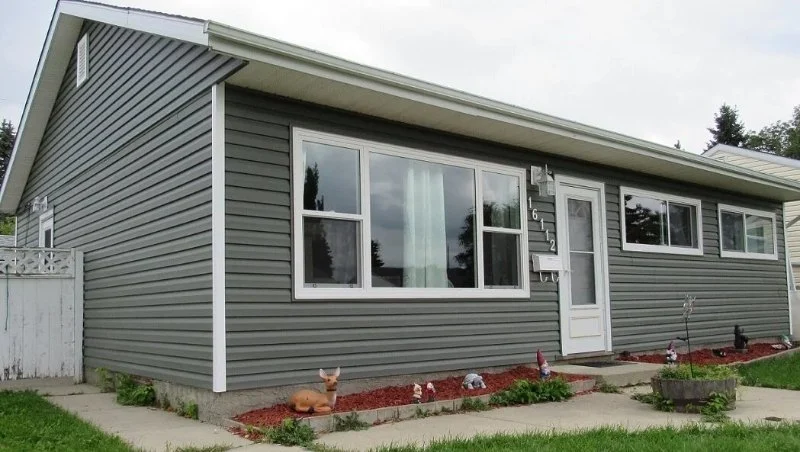 The Pros and Cons of Vinyl Siding for Homeowners
