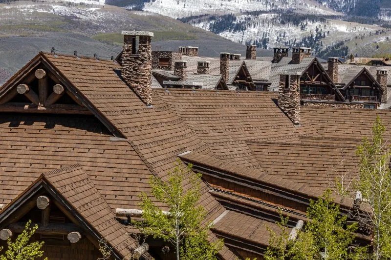 The Best Roofing Materials for Cold Climates
