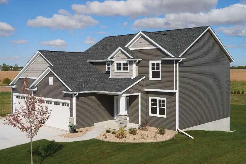 How to Match Roof Shingles with Your Siding Color | Expert Tips for Homeowners