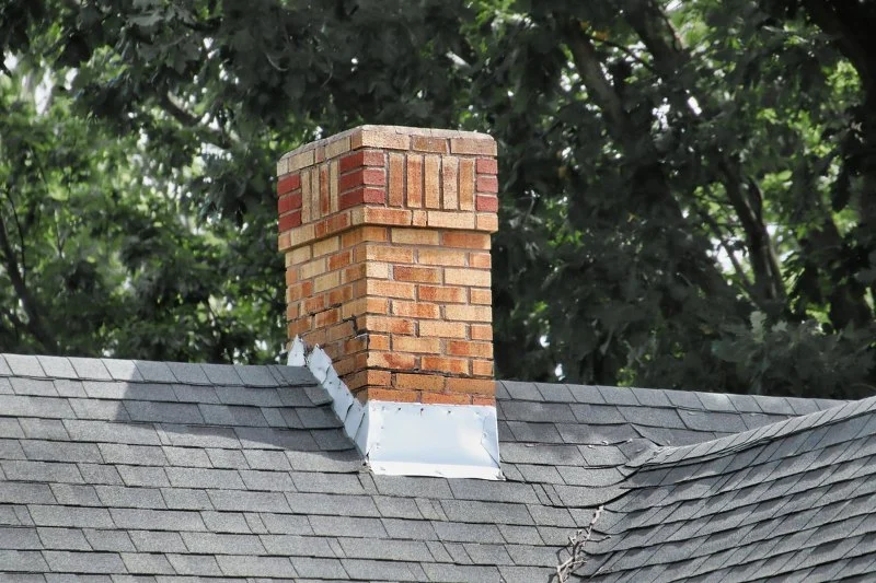 How to Replace Damaged Roof Flashing Around Chimneys Safely: Step-by-Step Guide