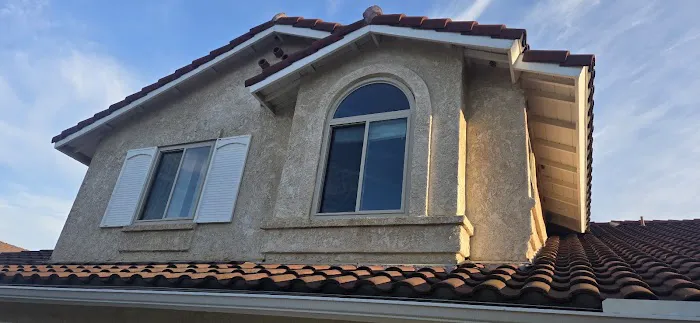 CAT Exteriors Picture 4
