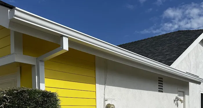 ThEnd Seamless Rain Gutters Picture 3