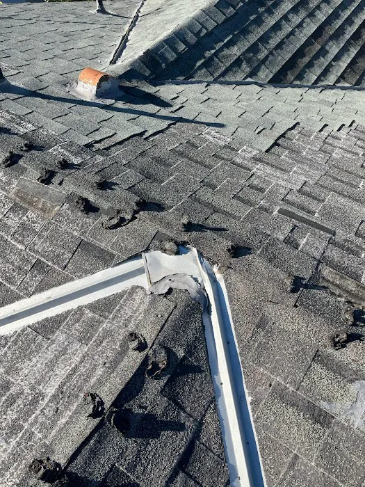 West Covina roofing pros Picture 3
