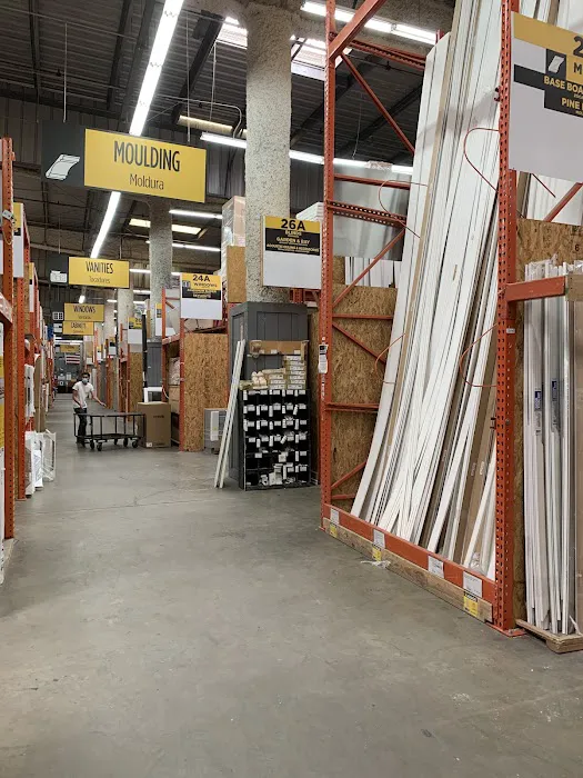 CONTRACTORS' WAREHOUSE Picture 8