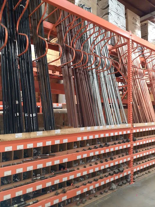 CONTRACTORS' WAREHOUSE Picture 3