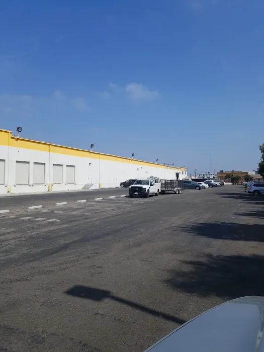CONTRACTORS' WAREHOUSE Picture 10