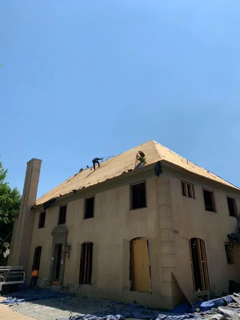 Hernandez Roofers inc Picture 1