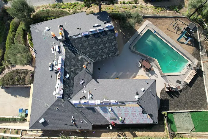 Hernandez Roofers inc Picture 5