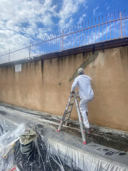 Modern Builders Roofing Stucco Drywall Paint Contractor Picture 6