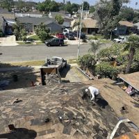 Spike's Roofing ico
