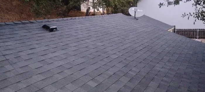 Spike's Roofing Picture 9