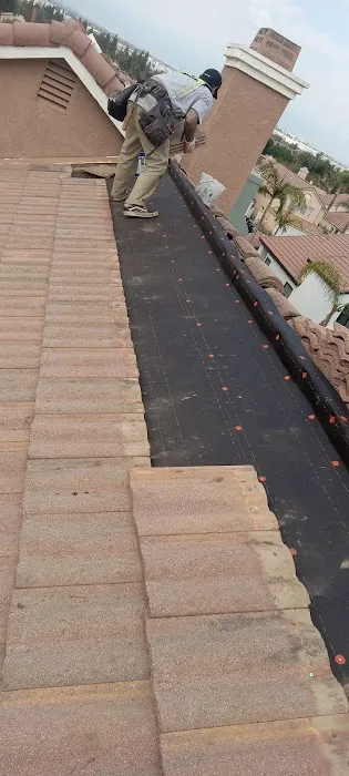 Vizcarra Roofing LLC Picture 6
