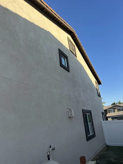 Tom's Inside Out Painting Picture 3