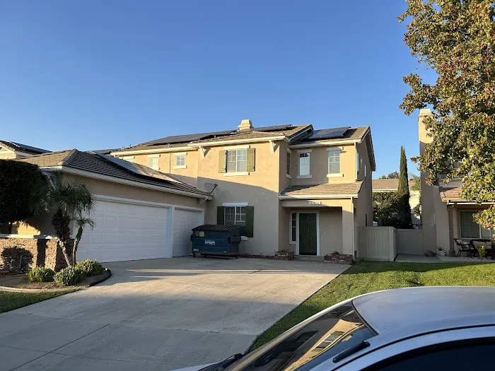 Pablo paints Picture 3