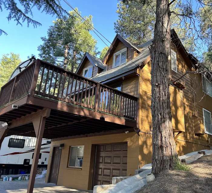 Pablo paints Picture 2