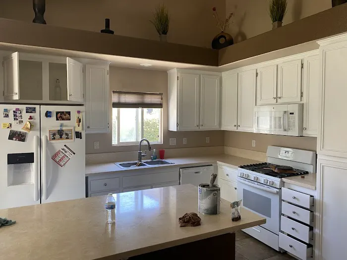 Pablo paints Picture 6