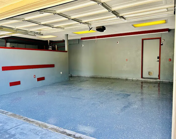 Pablo paints Picture 5