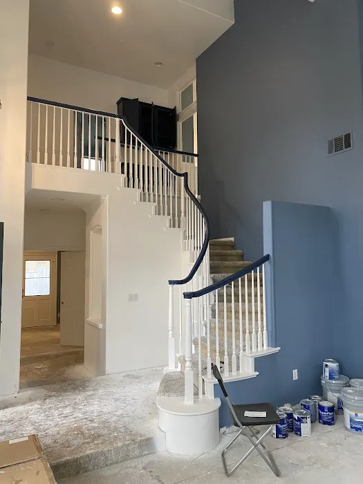 Pablo paints Picture 10