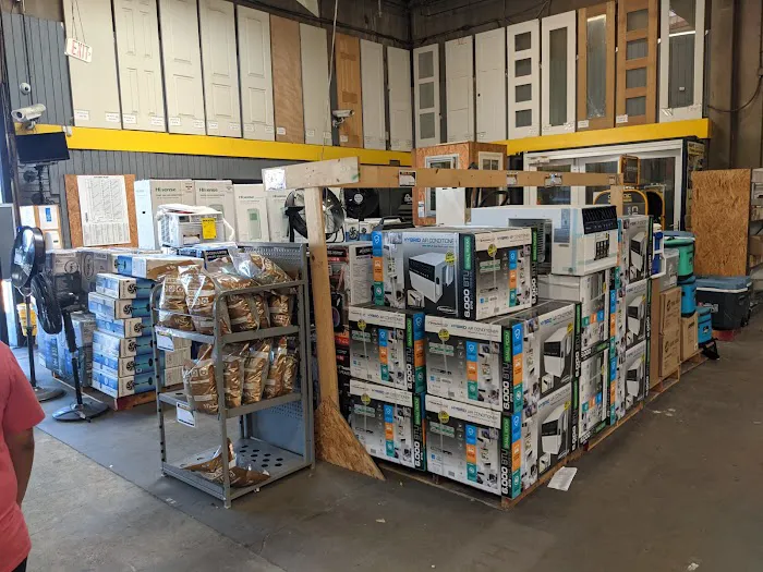 Contractors' Warehouse Picture 5
