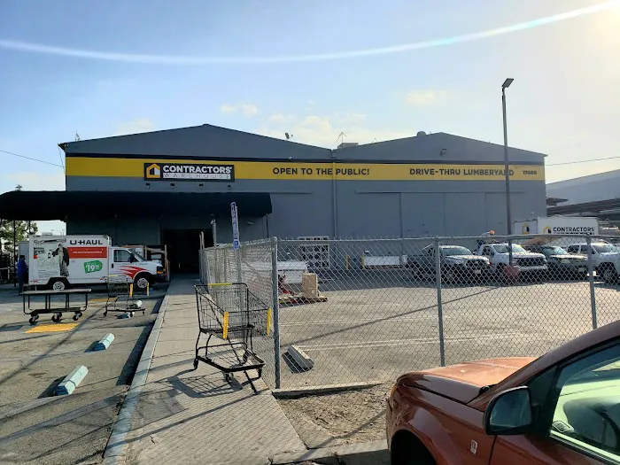 CONTRACTORS' WAREHOUSE Picture 1