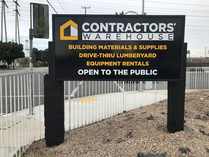 CONTRACTORS' WAREHOUSE Picture 2