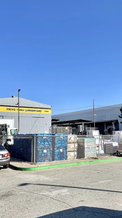 CONTRACTORS' WAREHOUSE Picture 6