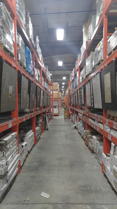 CONTRACTORS' WAREHOUSE Picture 7