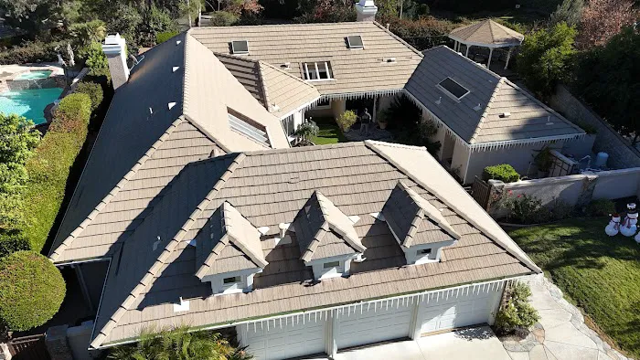 LA Roof Services Picture 4