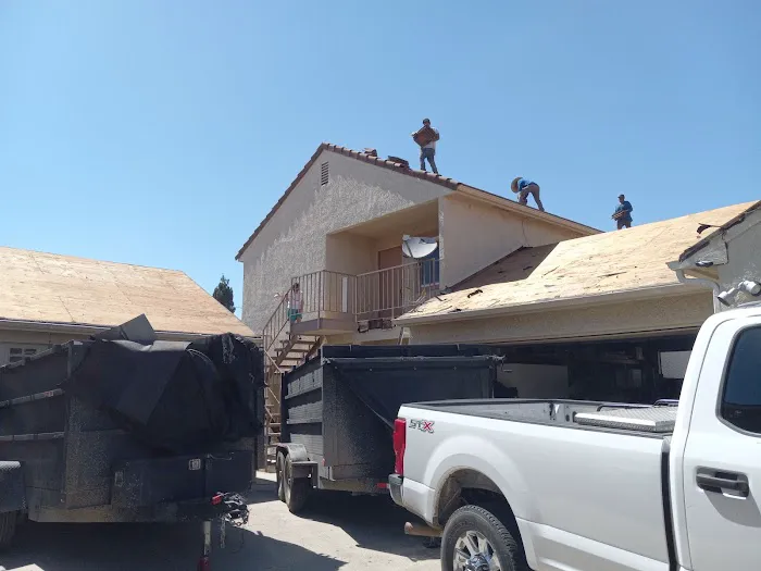 JE HOME CONSTRUCTION Picture 7