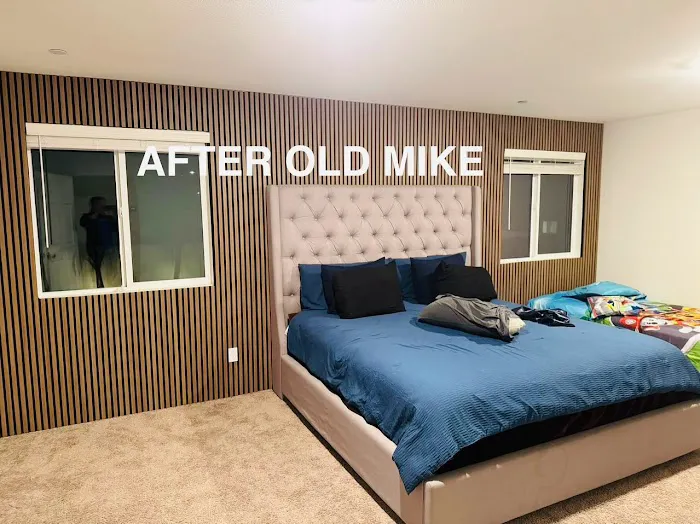 Old Mike Decor Picture 5