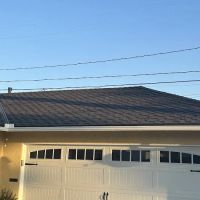 B & M Roofing ico