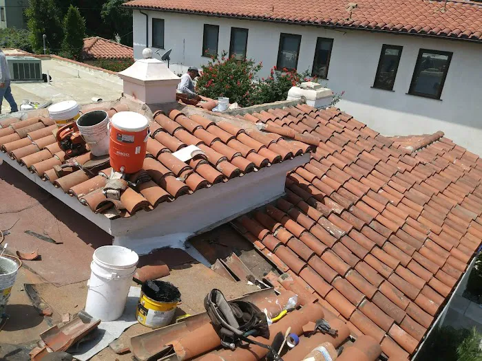 J & J Roofing Picture 2