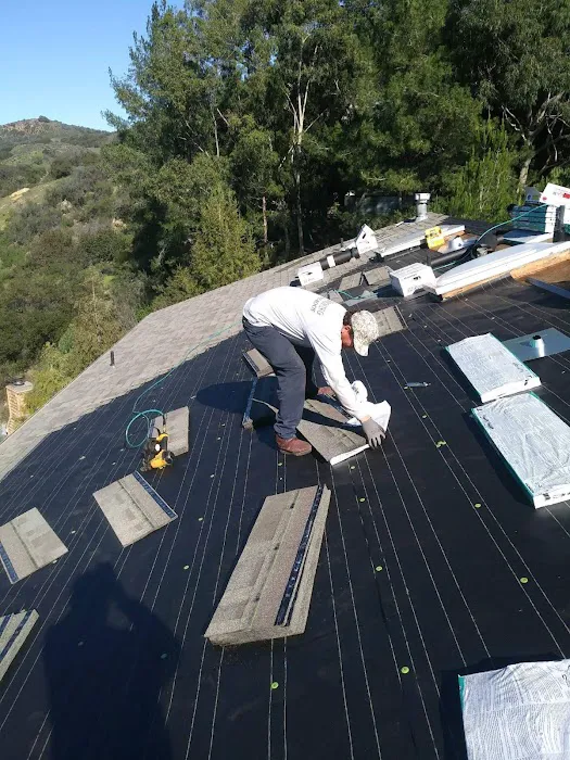 J & J Roofing Picture 10
