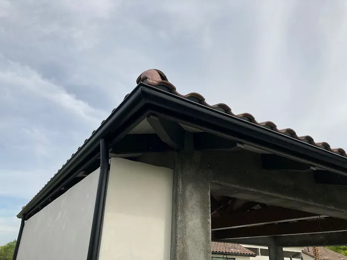 MTZ Roofing & Gutters Picture 9