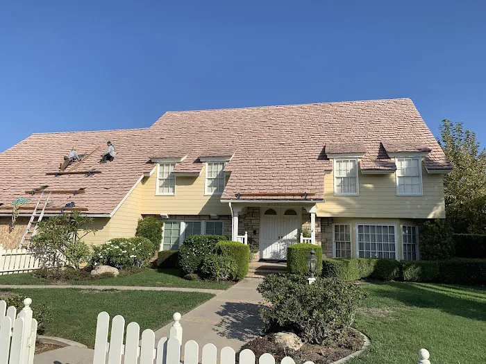 Hoyt Roofs, Inc. Picture 1