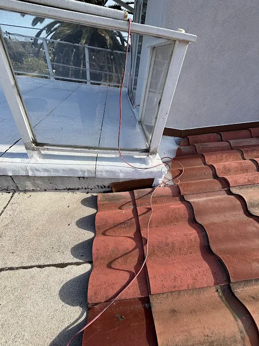 Roofing Hands Remodeling Picture 10
