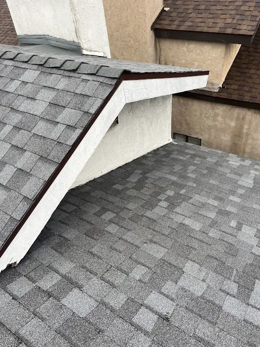 Franco’s Roofing Picture 3