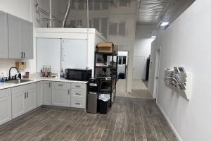 Auto Service Center