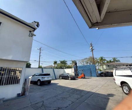 Los Angeles Roofing.