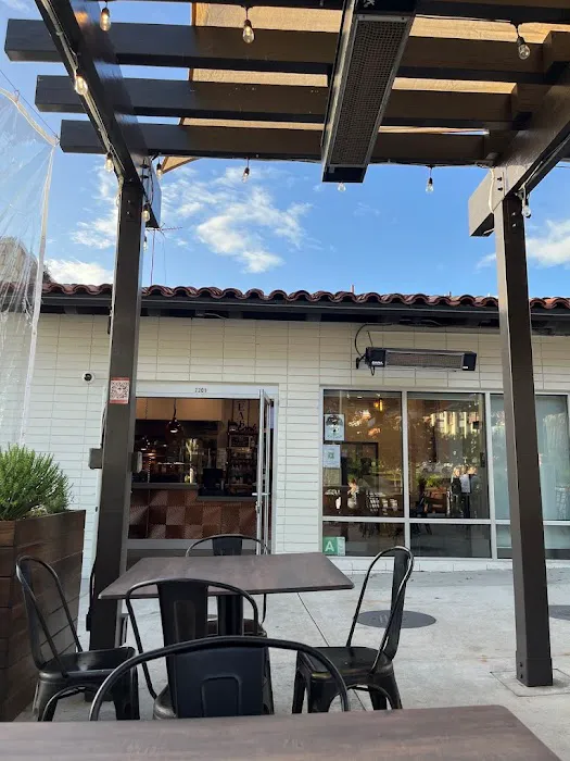 Supreme Roofing and Installations Picture 1