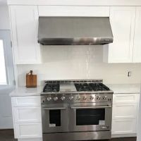 Stephen Radl Painting ico