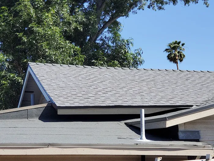 Schott Roofing and Construction Picture 1