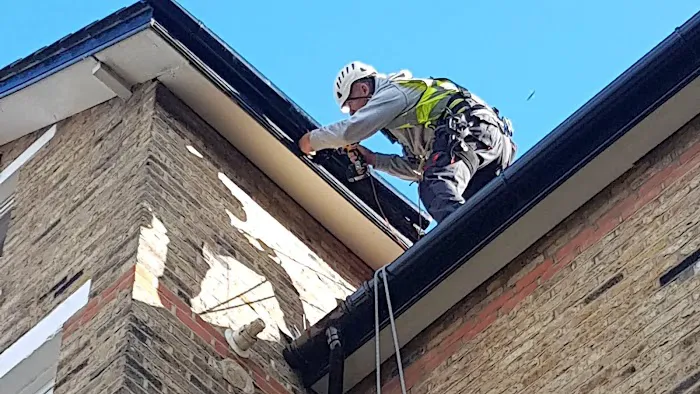 Roofer & Remodeling Picture 3