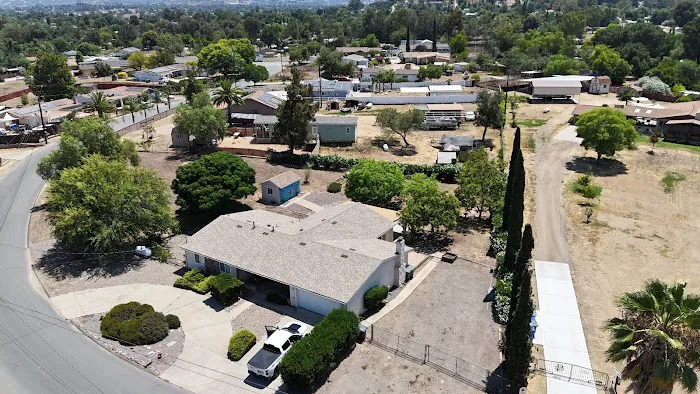 Alma Roofing Picture 2