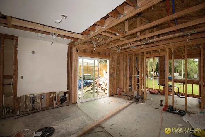 Peak Builders & Roofers of San Diego Picture 1