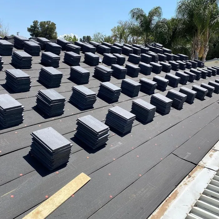 Rocket Roofing Picture 4