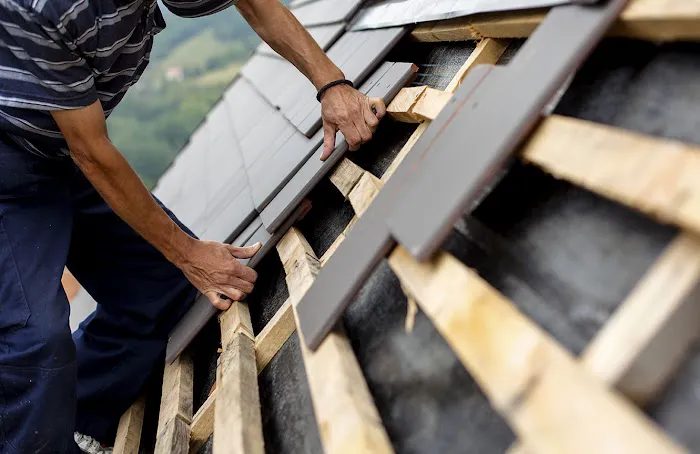 New Look Roofers Picture 7