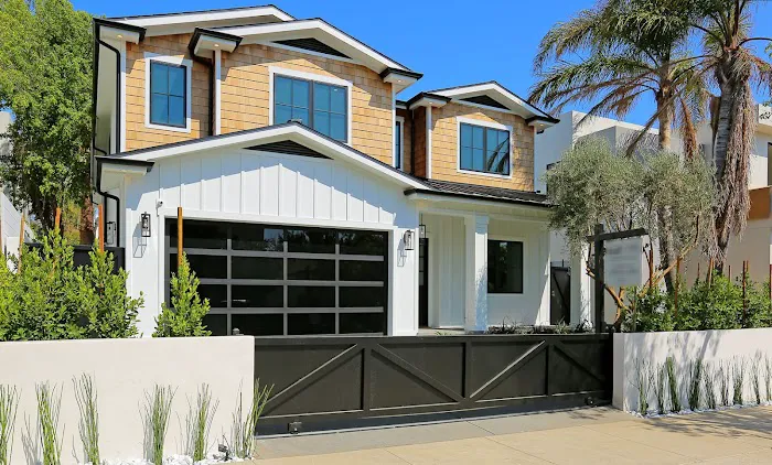 Golden Age Builders Picture 3